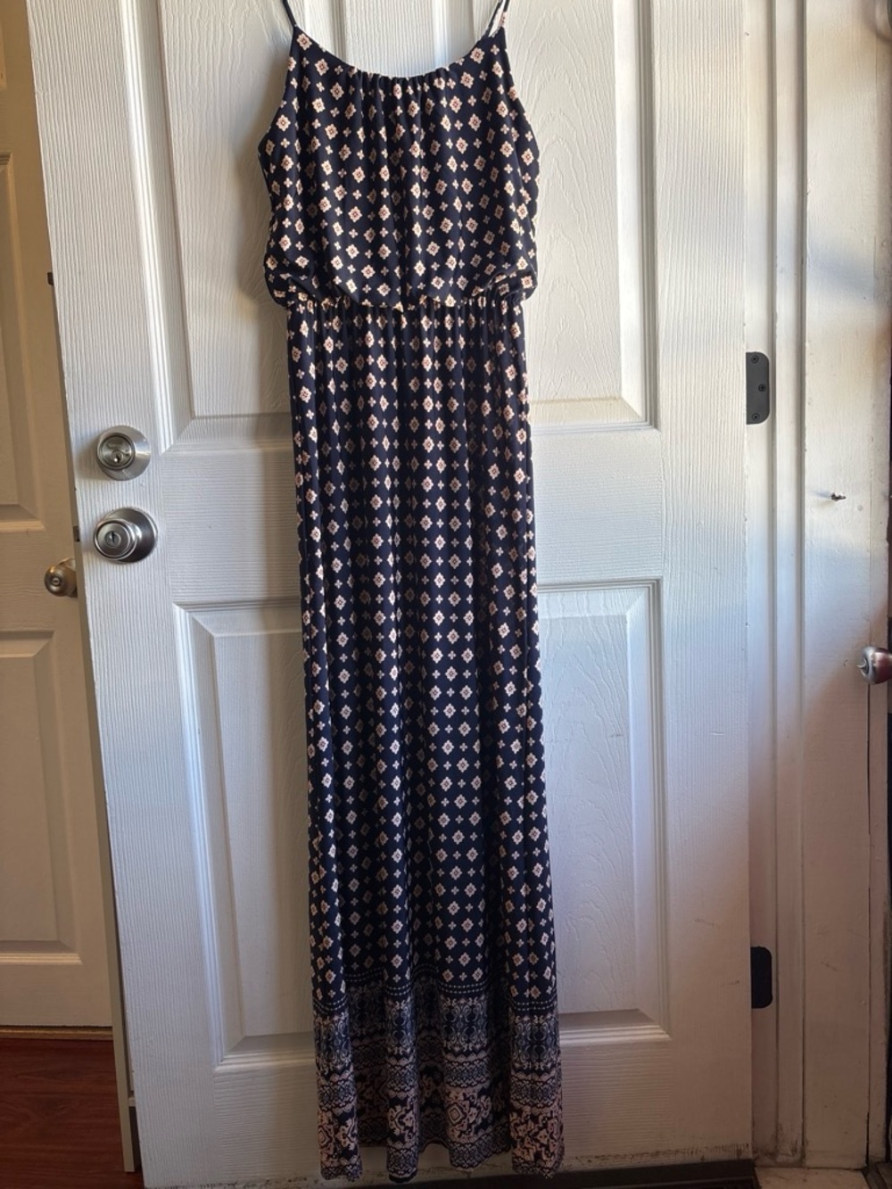 Daily Special Navy/Pink Paisley Jersey Maxi Dress Scoop Neck Strappy Stretch M